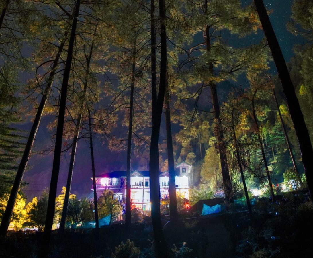 卡索尔Free Culture, Chalal住宿加早餐旅馆 外观 照片